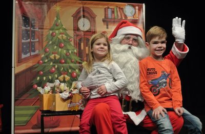 Rudi in praznične kremšnite + obisk Božička 23/12/17 <em>Foto: Manny</em>