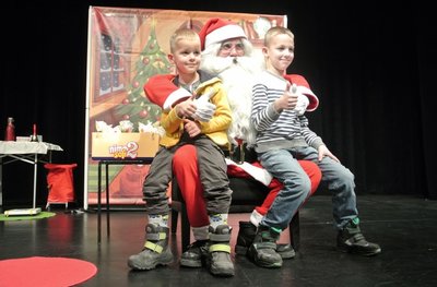 Rudi in praznične kremšnite + obisk Božička 23/12/17 <em>Foto: Manny</em>