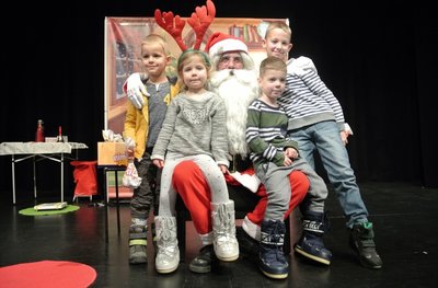 Rudi in praznične kremšnite + obisk Božička 23/12/17 <em>Foto: Manny</em>